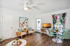 Apartment, 1 King-Bett und Schlafsofa (Salt Water Suites 05 - Paradise 1BR S) | Speisen