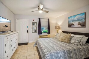 LÀgenhet - 1 kingsize-sÀng med bÀddsoffa (Royal Orleans 117) | Wi-fi
