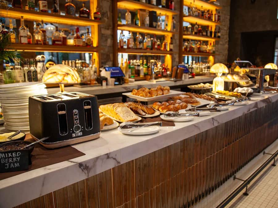 Free daily buffet breakfast