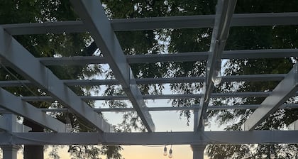 Scenic Waterfront Lake Michigan Escape