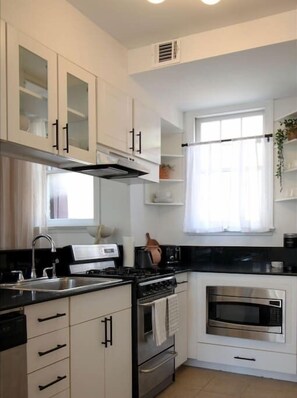 Fridge, microwave, oven, stovetop