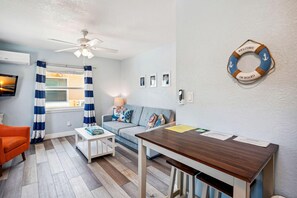 Living area - Upham Beach Inn - #9 1BR Suite (St. Pete Beach)