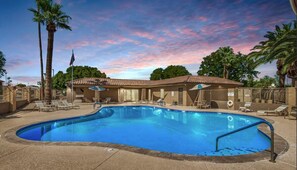 Outdoor pool, a heated pool