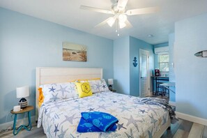 Appartement, plusieurs lits (Upham Beach Inn #5 and #6 3BR Suite) | 3 chambres, Wi-Fi