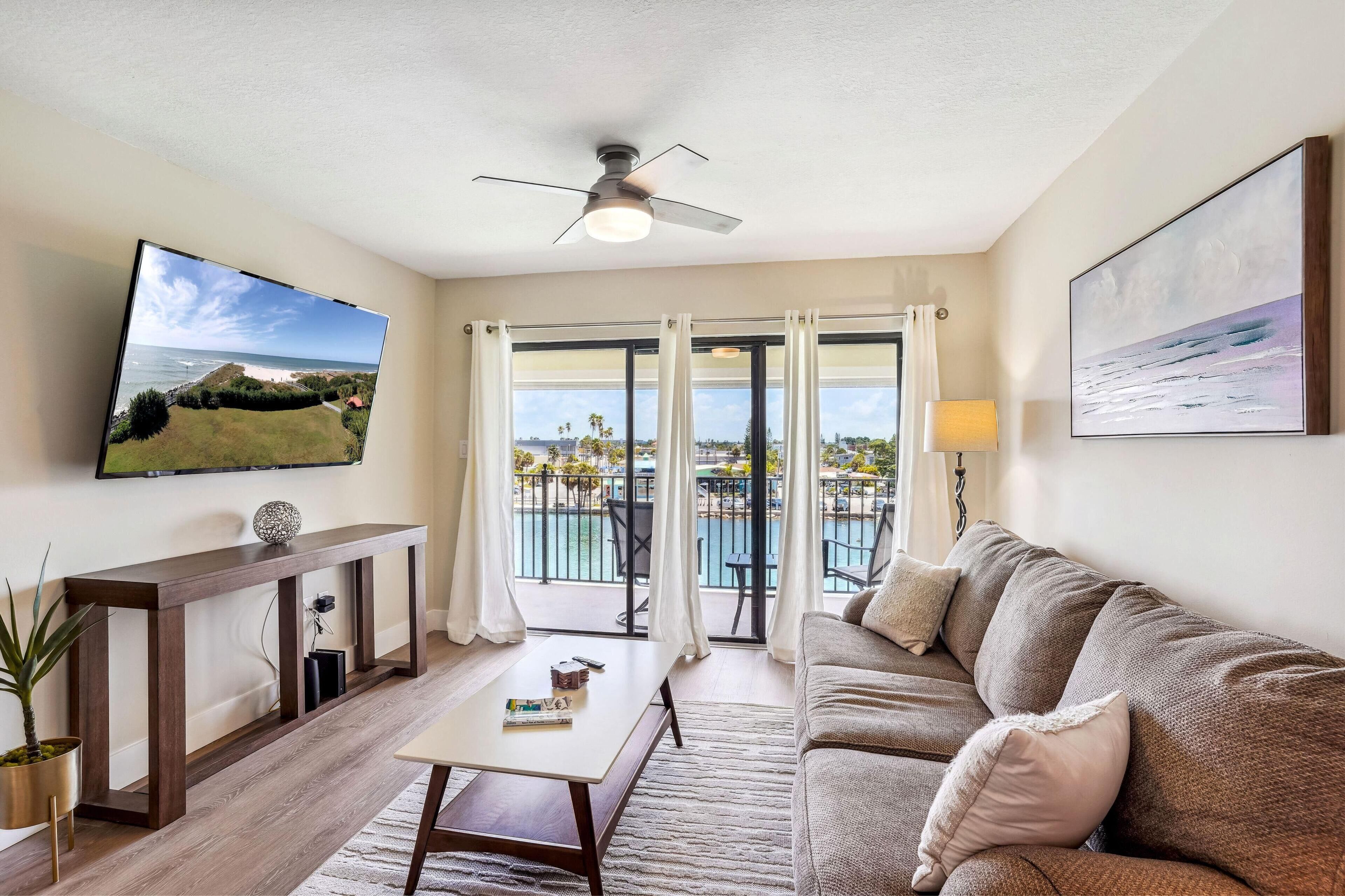 Condo, Multiple Beds (Land's End 4-404 Bay Front - Premier) | Living area