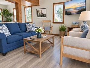 Unclassified image, 5 of 35, button - Spacious, Dogs Welcome, 5-mins to Beach (Waves)