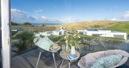 Lovely Sea and Beach view - Free parking - Wi-Fi