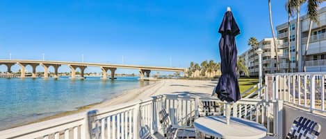 Apartment, Mehrere Betten (Bahia Del Mar 9-317) | Speisen im Freien