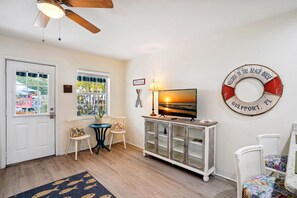 Interior - Beach Quarters #2 (Gulfport)