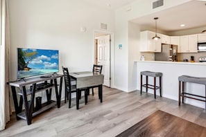 Condo, Multiple Beds (Madeira Bay Resort I 1408) | Interior - Madeira Bay Resort I 1408 (Madeira Beach)