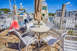 Condo, Multiple Beds (Madeira Bay Resort I 1408) | Outdoor dining - Madeira Bay Resort I 1408 (Madeira Beach)