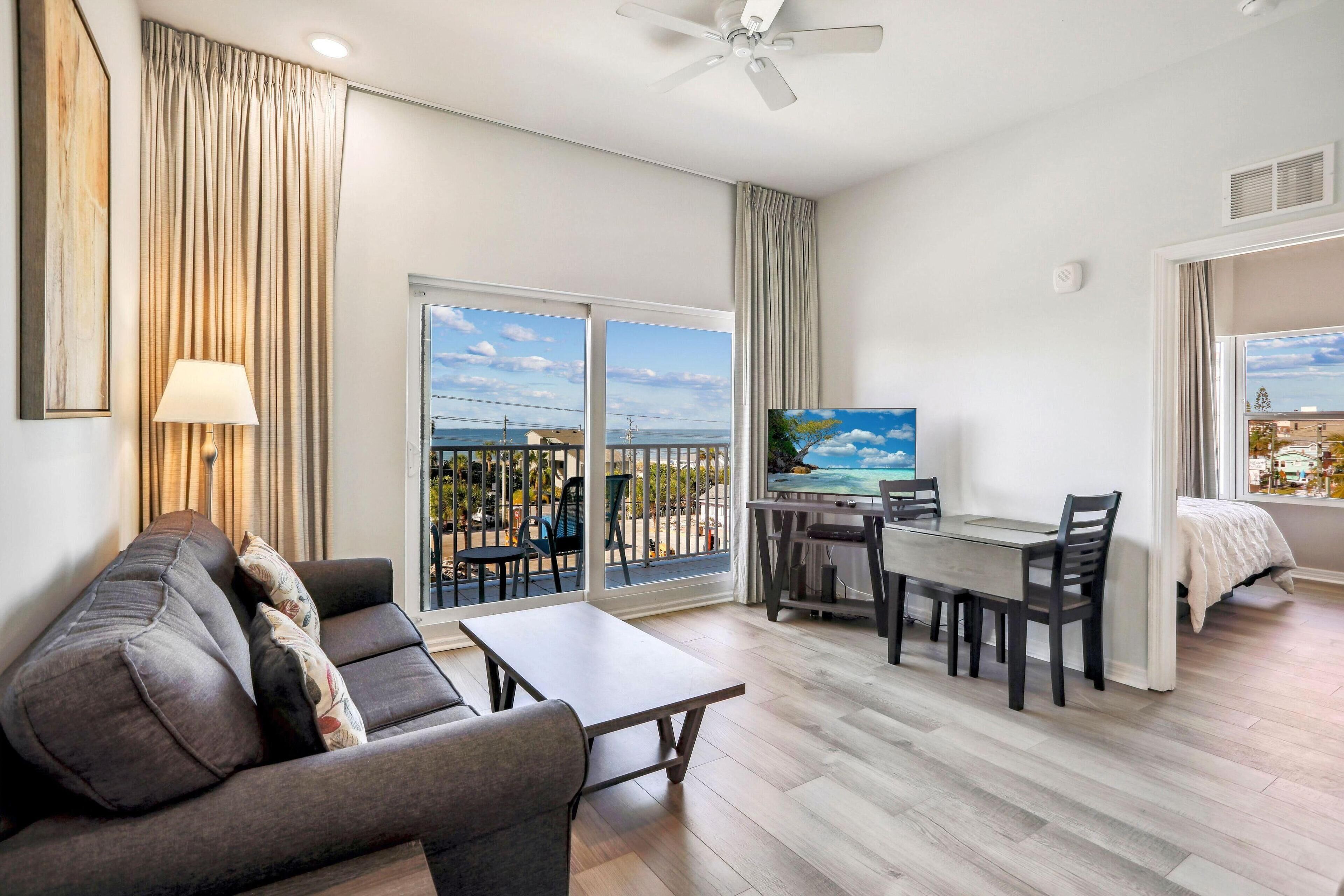 Condo, Multiple Beds (Madeira Bay Resort I 1408) | Living area