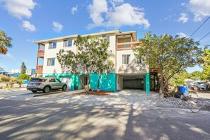 House, Multiple Beds (Beach Life 5) | Exterior