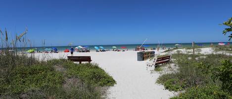 Condo, Multiple Beds (Barefoot On The Shores II) | Beach