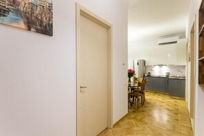 Interior - Luxury 3 BR apartment by Freedom square City Center
 (T'bilisi)