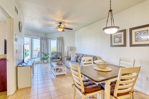 Apartment, Mehrere Betten (Sunset Vistas 404N) | Innenbereich