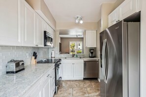 하우스, 침대(여러 개) (Mirada Manor) | 전용 주방 | 오븐, 토스터