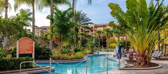 Wyndham Bonnet Creek -Lazy River, Mini Golf, Pools– Steps from Disney Magic-2 Bd