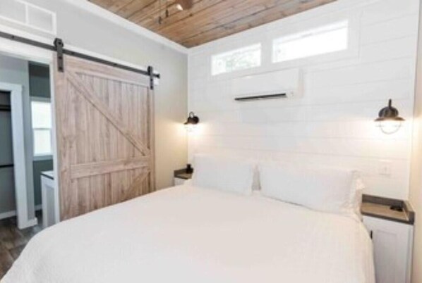 1 habitación, tabla de planchar con plancha, wifi y ropa de cama 