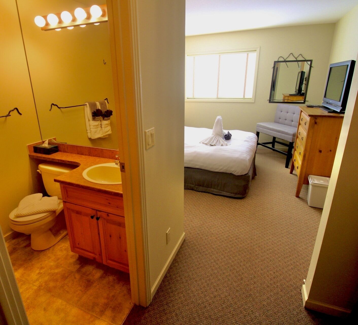 1 quarto, Wi-Fi de cortesia, roupa de cama