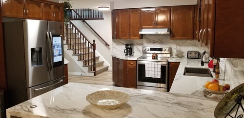 Luxury Detached 4 Bedroom House