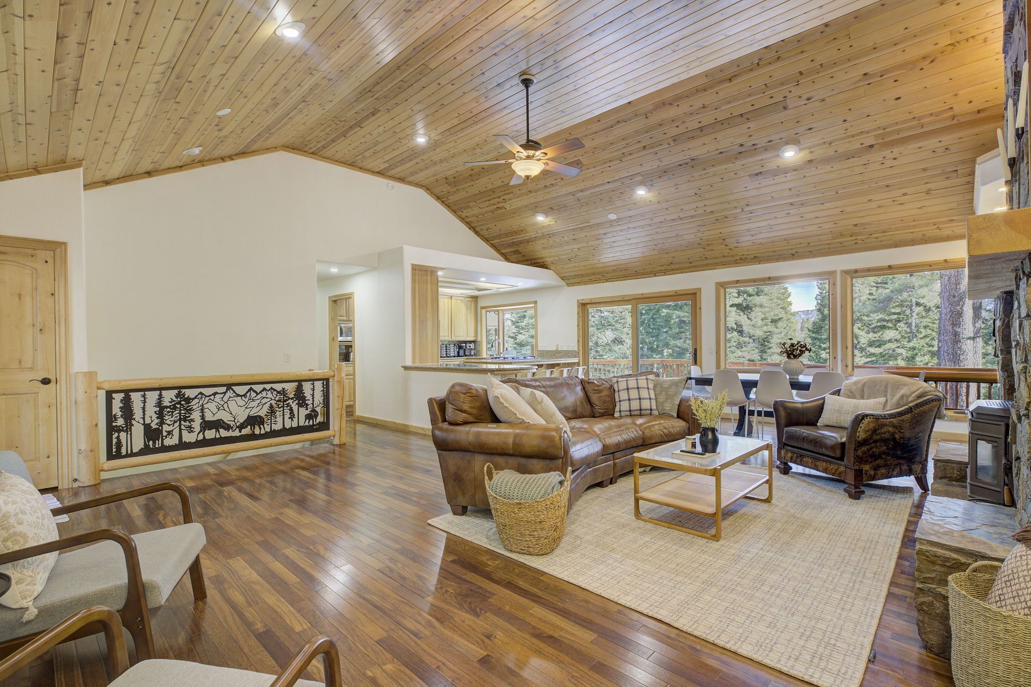 Lake Ridge Retreat