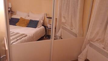 1 chambre, fer et planche Ă repasser, Wi-Fi