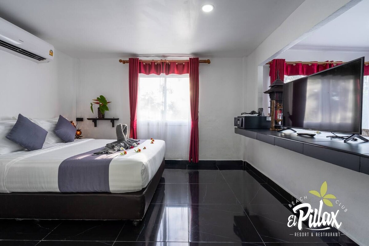 Bungalou Deluxe, 1 llit de matrimoni gran, terrassa, zona enjardinada | Roba de llit d'alta qualitat, wifi gratuïta i decoració individual 