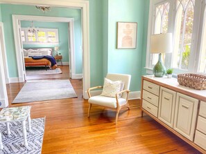 5 habitaciones, wifi y ropa de cama 