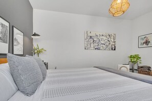 2 Schlafzimmer, Schreibtisch, kostenloses WLAN, Bettwäsche