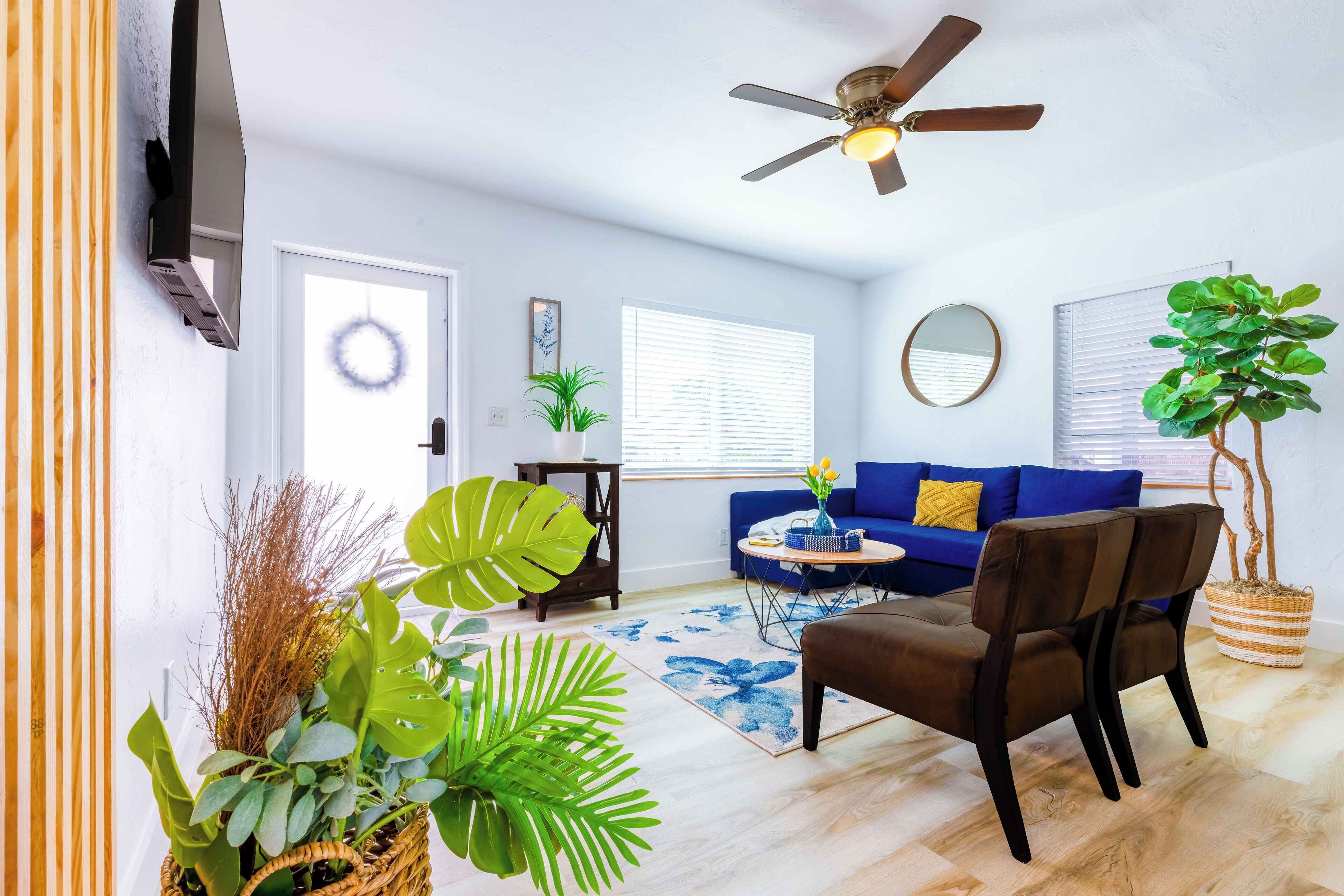 Corporate/BOHO Style/2-1BR/6PPL/WIFI/BBQ/Private Grill Terrace/Free W&D/Parking