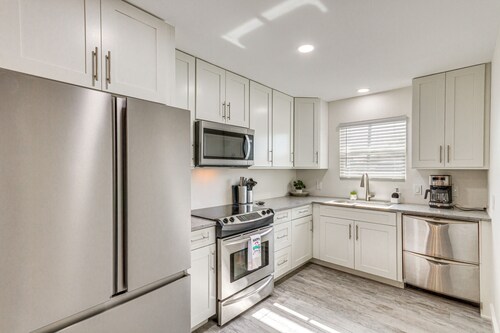 Modern Pensacola Home ~ 6 Mi to Beach!