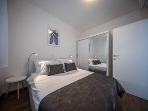 2 Schlafzimmer, Bügeleisen/Bügelbrett, Internetzugang, Bettwäsche