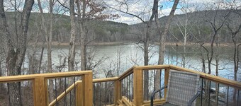 Lake Getaway at The Canyon