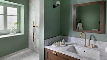 Toallas y papel de baño