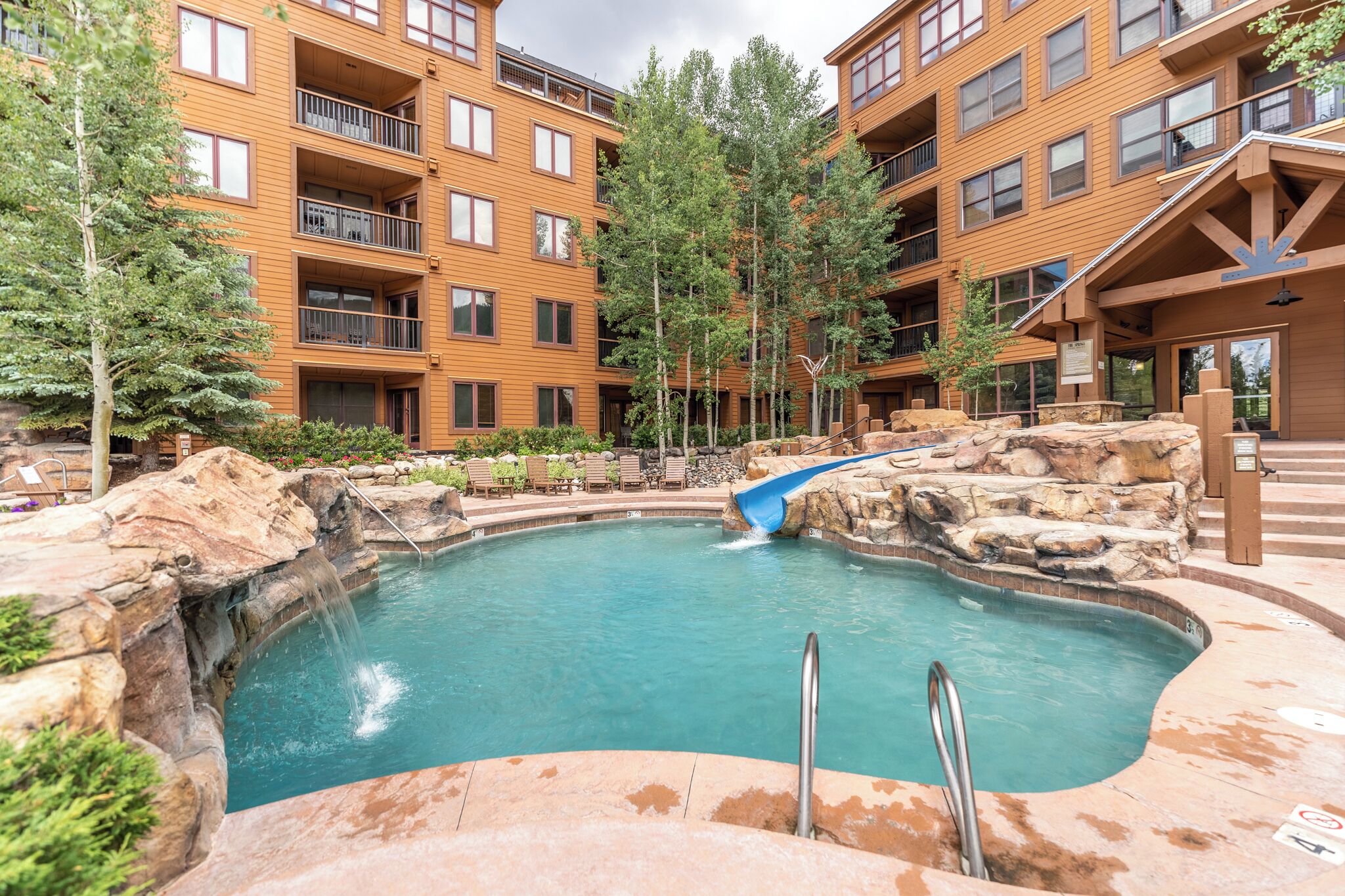 公寓 (1 Bedroom) | 外观