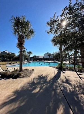 Beheizter Pool