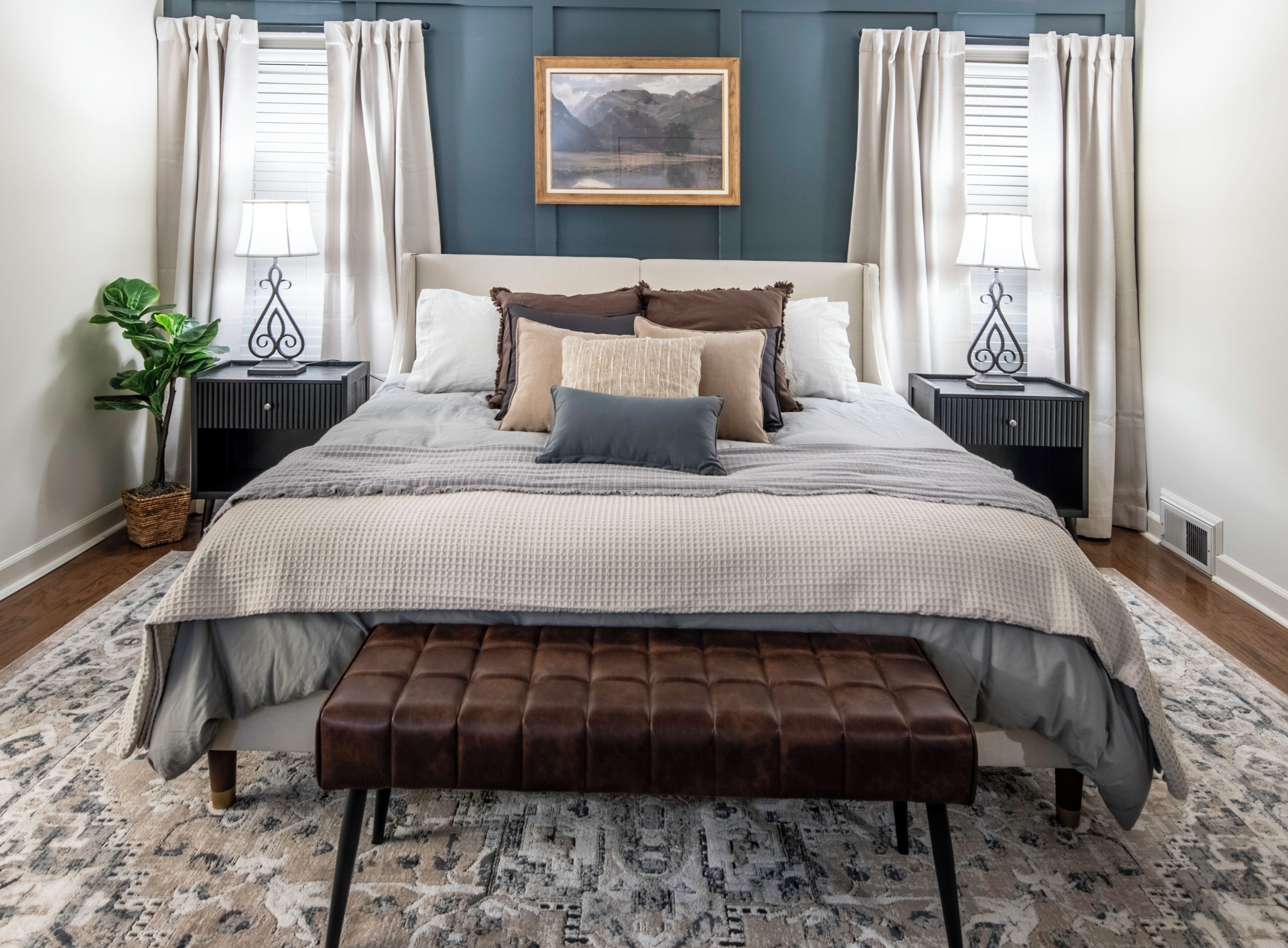 5 bedrooms, desk, iron/ironing board, free WiFi