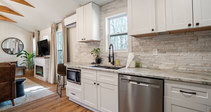 Little White Cozy Cottage