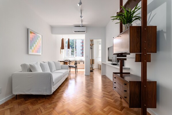 TV - 5 minutes from the beach and a view of Christ | BR904 (Rio de Janeiro)