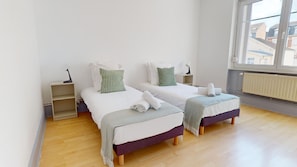 3 bedrooms, iron/ironing board, free WiFi, bed sheets