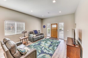 Interior - Peaceful Riverside Home w/ Patio, 7 Mi to Downtown (Riverside)