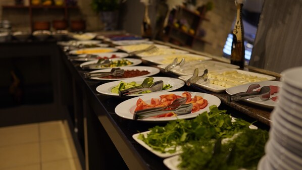 房內用餐