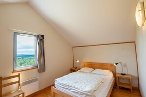 4 Schlafzimmer, Bügeleisen/Bügelbrett, Reisekinderbett