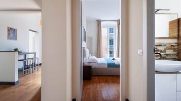 2 Schlafzimmer, BĂŒgeleisen/BĂŒgelbrett, WLAN, BettwĂ€sche