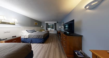 Double King Suite - 2 King Beds
