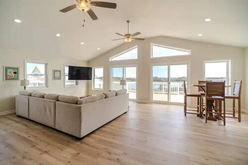 Intracoastal Retreat