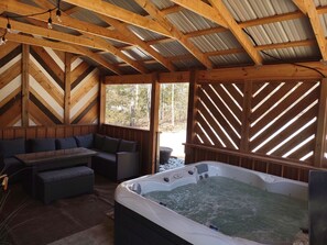 Bain à remous extérieur