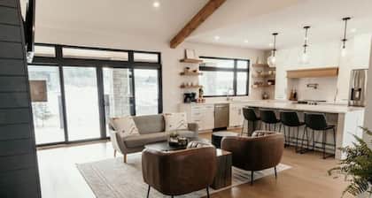 The Fairway Chalet located on Golf Resort