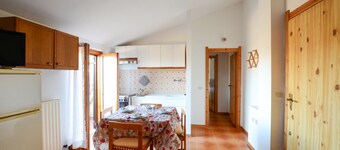 Pet friendly apartment in Tavarone
